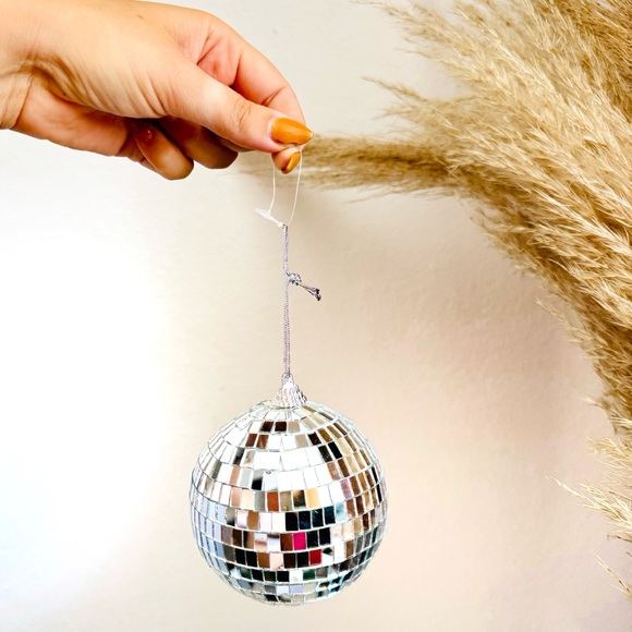NEW ANTHROPOLOGIE Silver Mirror Disco Ball Christmas Tree Ornament Decoration - Picture 1 of 13